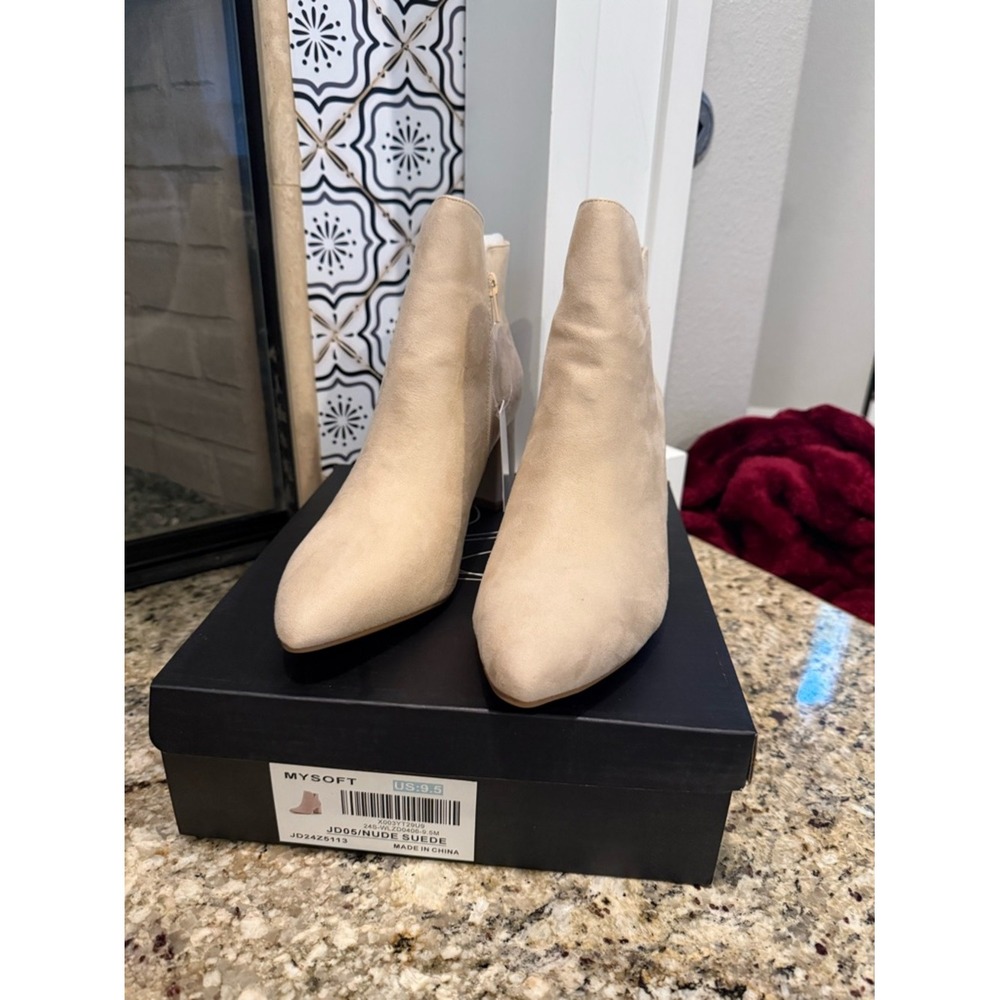 Mysoft Nude Suede Pointed Toe Block Heel Ankle Boots JD05 Size 9.5